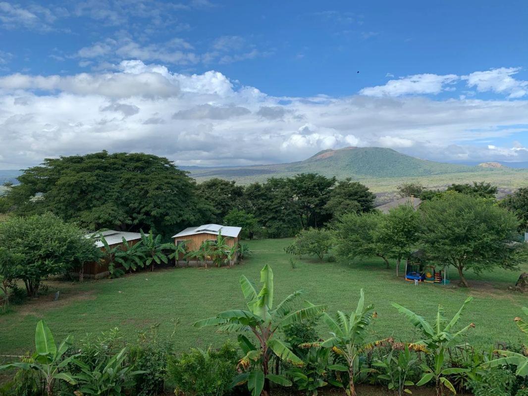 Calalas Lodge Nindiri Exterior photo